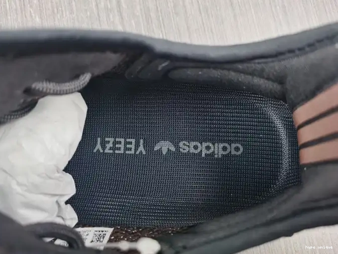hype MX Oat Adidas Boost Black V2 Yeezy 350 GW3774 0620